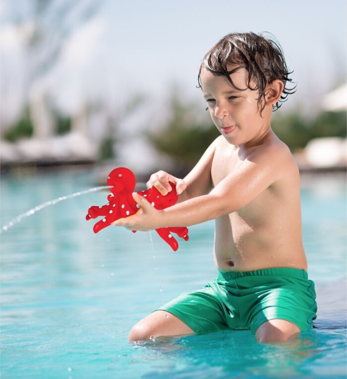 Red Octopus - Bath Buddies Squirter - Image 7