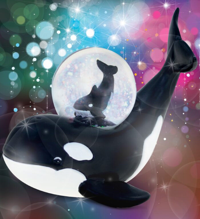 Killer Whale (45Mm) - Wild Snow Globe - Image 5