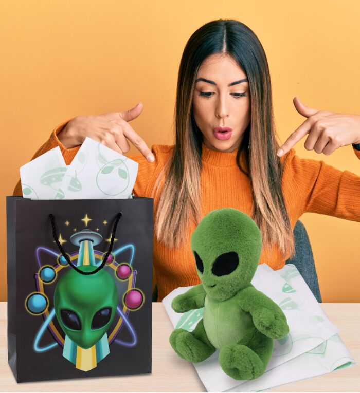Alien - Gift Bag & Tissue Paper - Image 4