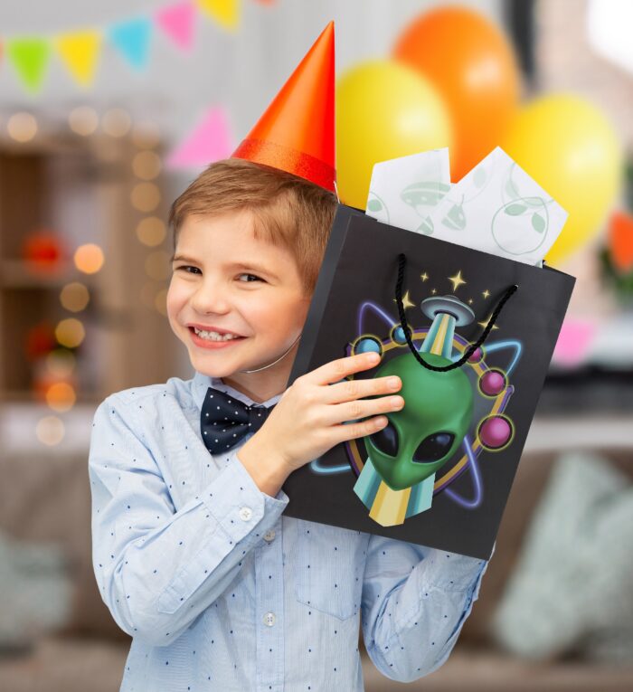 Alien - Gift Bag & Tissue Paper - Image 6